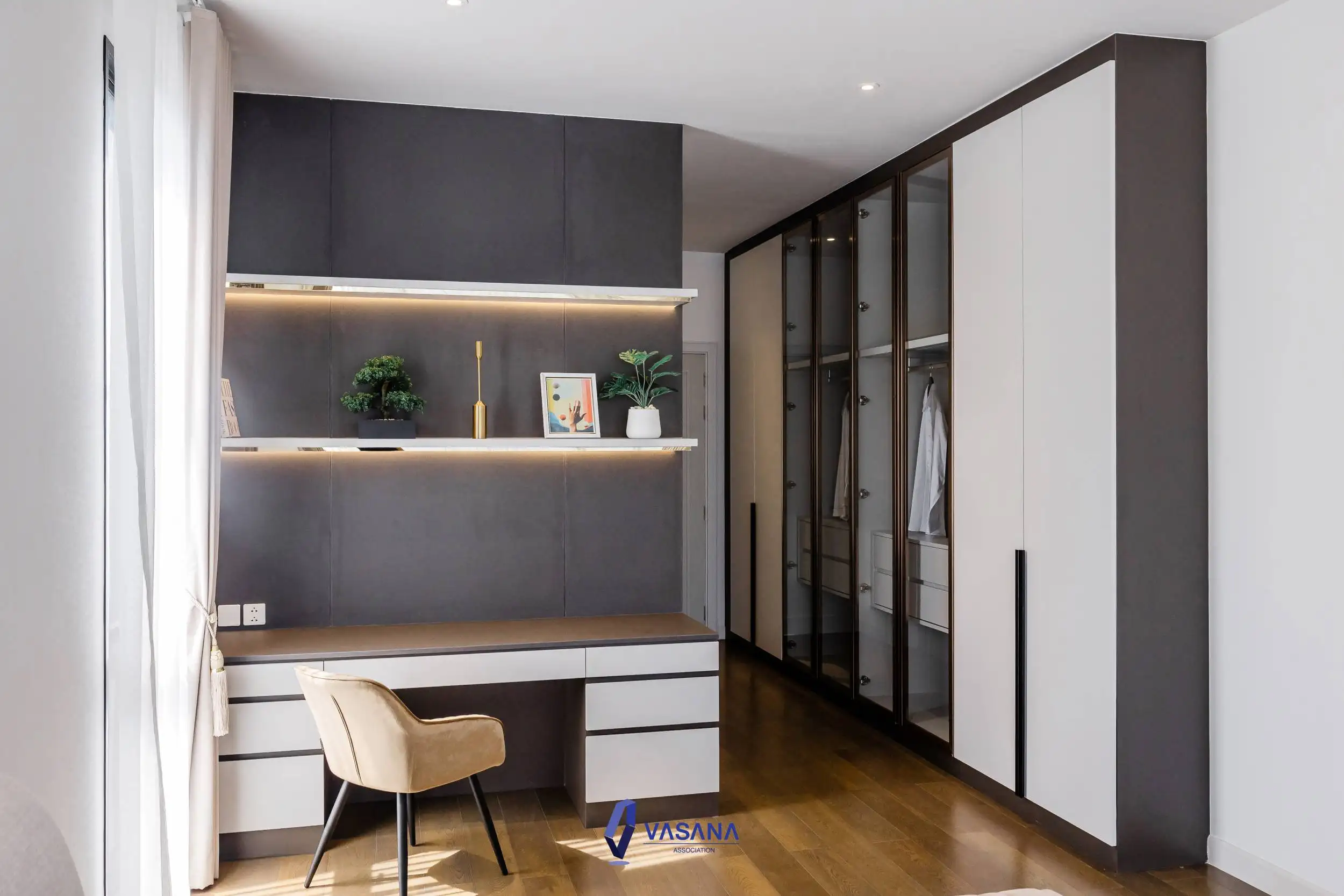 ของตกแต่งบ้านโมเดิร์นสไตล์มินิมอล เน้นรูปทรงเรียบง่าย ช่วยให้บ้านดูโปร่งและเป็นระเบียบ