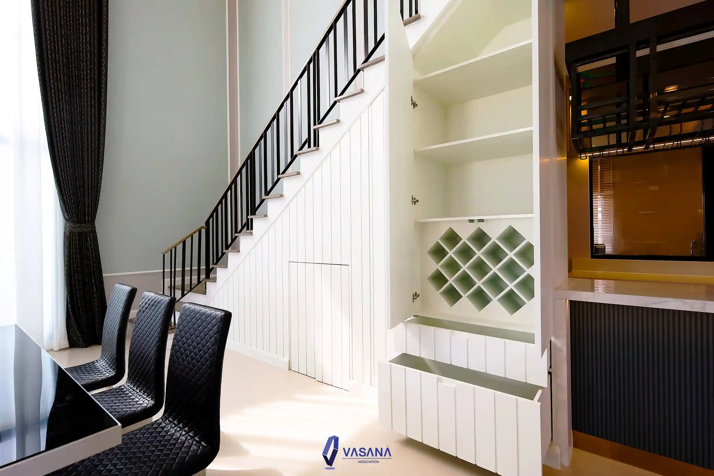 เฟอร์นิเจอร์สไตล์โมเดิร์นมินิมอล ออกแบบให้ใช้งานได้จริง พร้อมช่วยประหยัดพื้นที่ภายในบ้าน